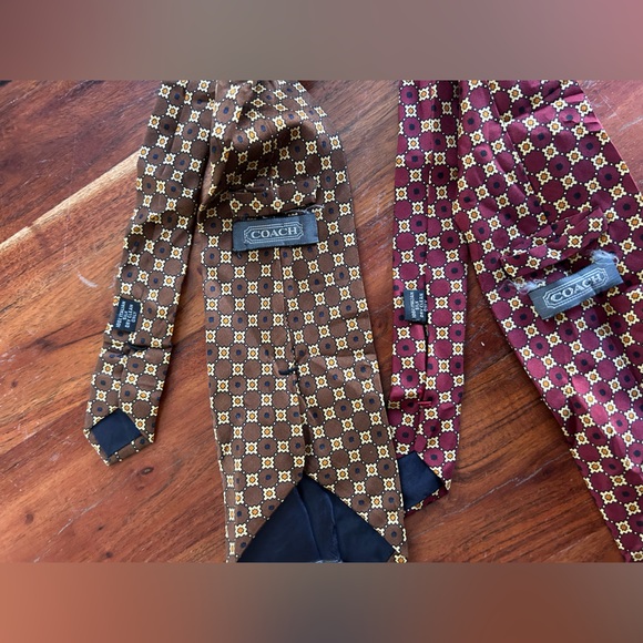 Vintage coach men’s 100% Italian silk ties TWO - Picture 5 of 5